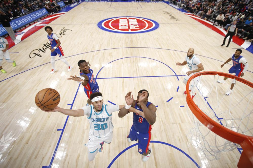 阿迪欧洲训练营比赛：林葳13投仅7分 中国3将22中5+三分10中1